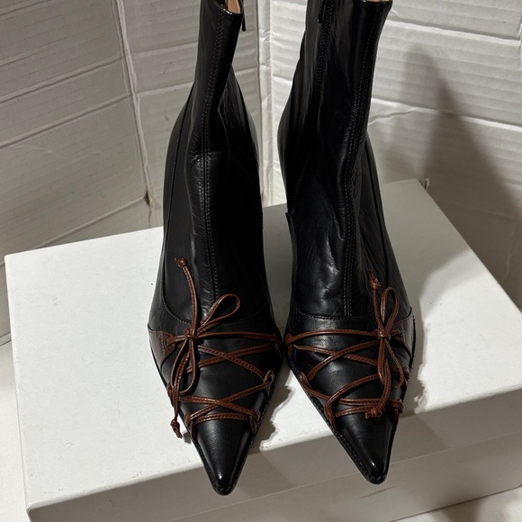 Geofreddo Frantini Shoes - Elegant Black Ankle Boots with Brown Accents